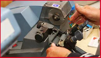 Manhattan Beach Locksmiths Manhattan Beach, CA 310-844-9190 Manhattan Beach Locksmiths Manhattan Beach, CA 310-844-9190 - 9-key-cutting